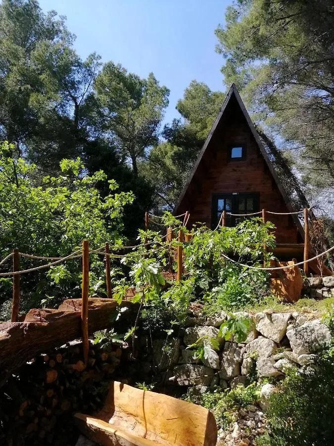 Alojamento de Turismo Selvagem Cabane Azur Mountain Vallauris